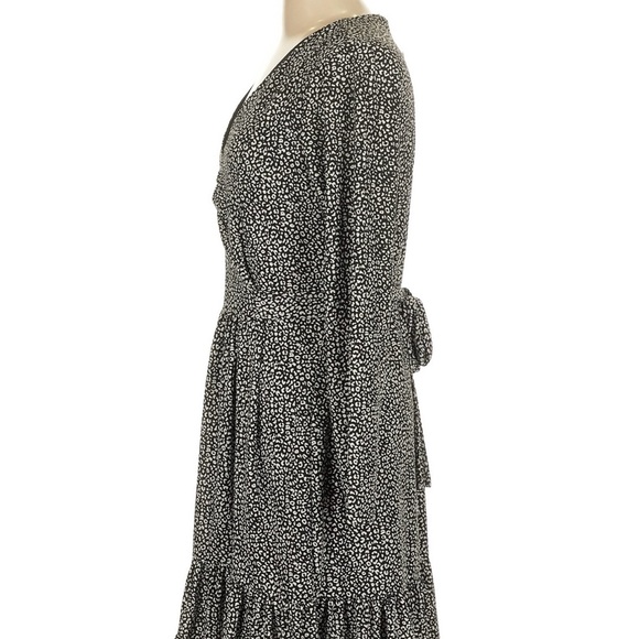 NWT Michael Kors Black and White Wrap Dress - Picture 4 of 6